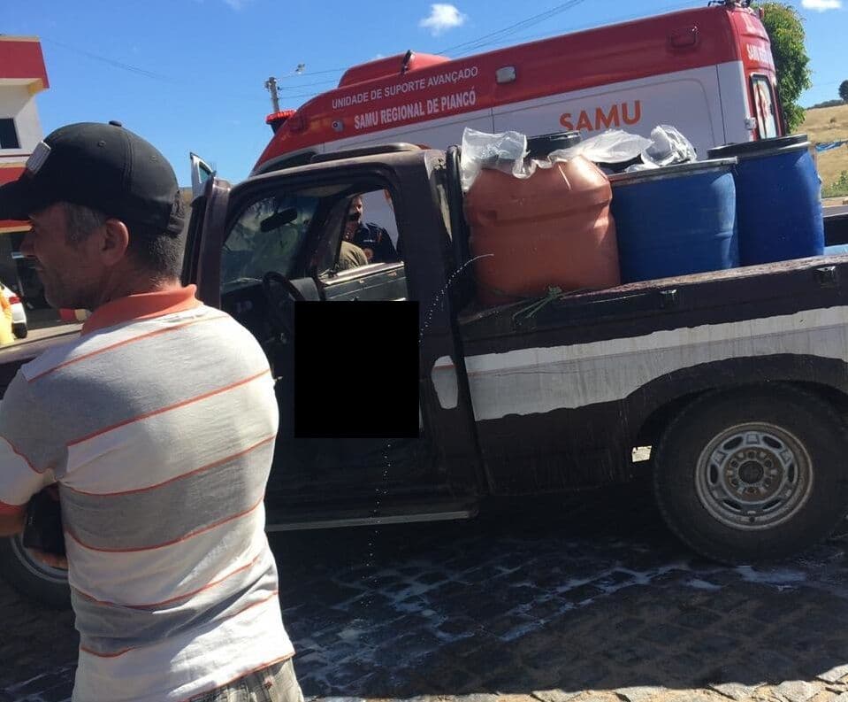 Irmãos são assassinados a tiros dentro de uma caminhonete em Piancó