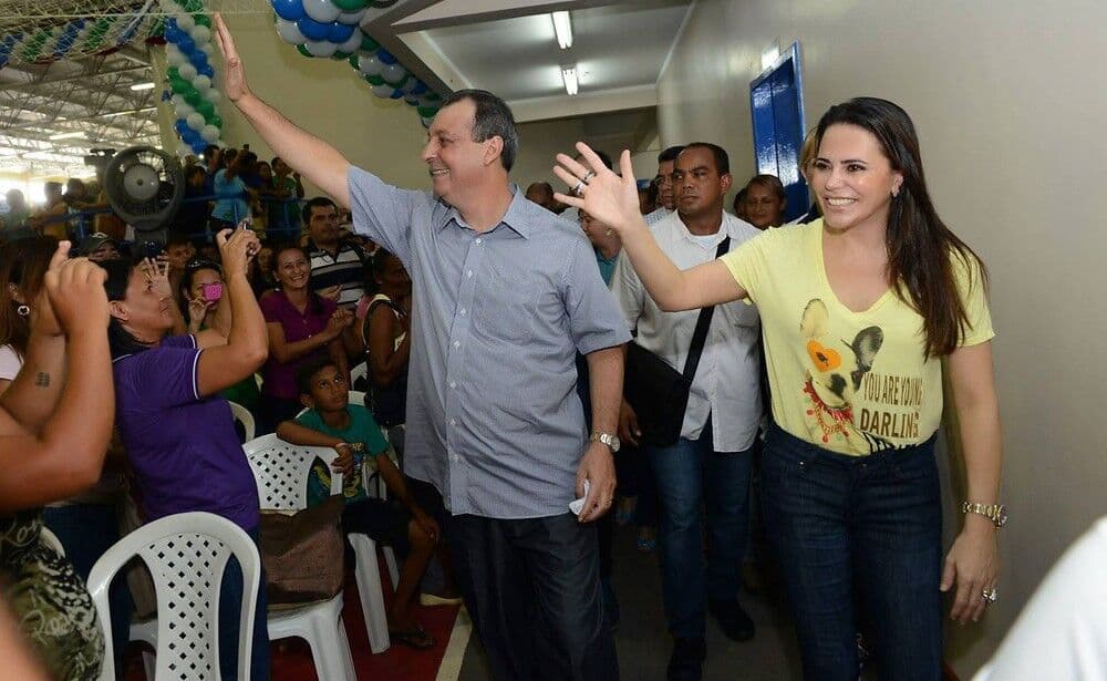 Esposa e três irmãos do senador e ex-governador do AM Omar Aziz são presos em operação da PF