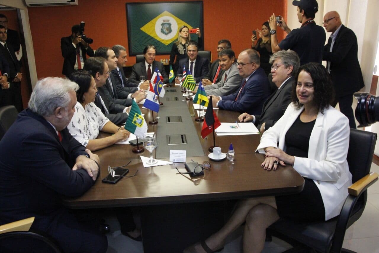 João Azevêdo defende diálogo com governo de Bolsonaro para solucionar problemas do Nordeste