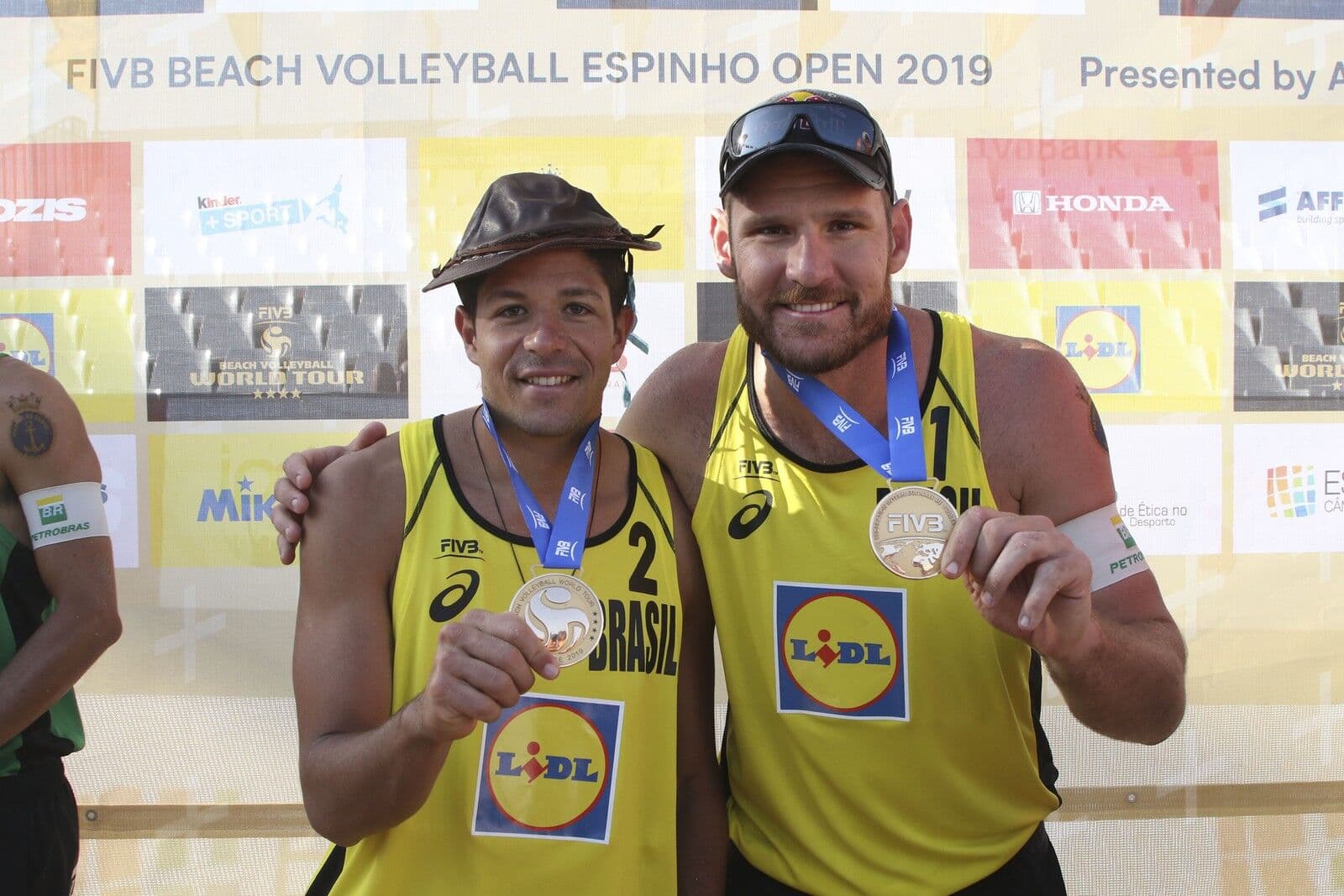 Alison e Álvaro vencem final brasileira e ficam com o título em Portugal