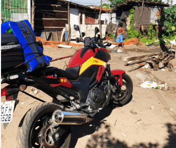 Incêndio destrói três barracos em Cabedelo