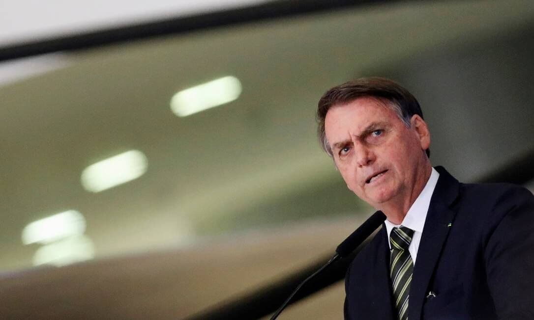 Em evento militar, Bolsonaro diz não querer ver Argentina retroceder