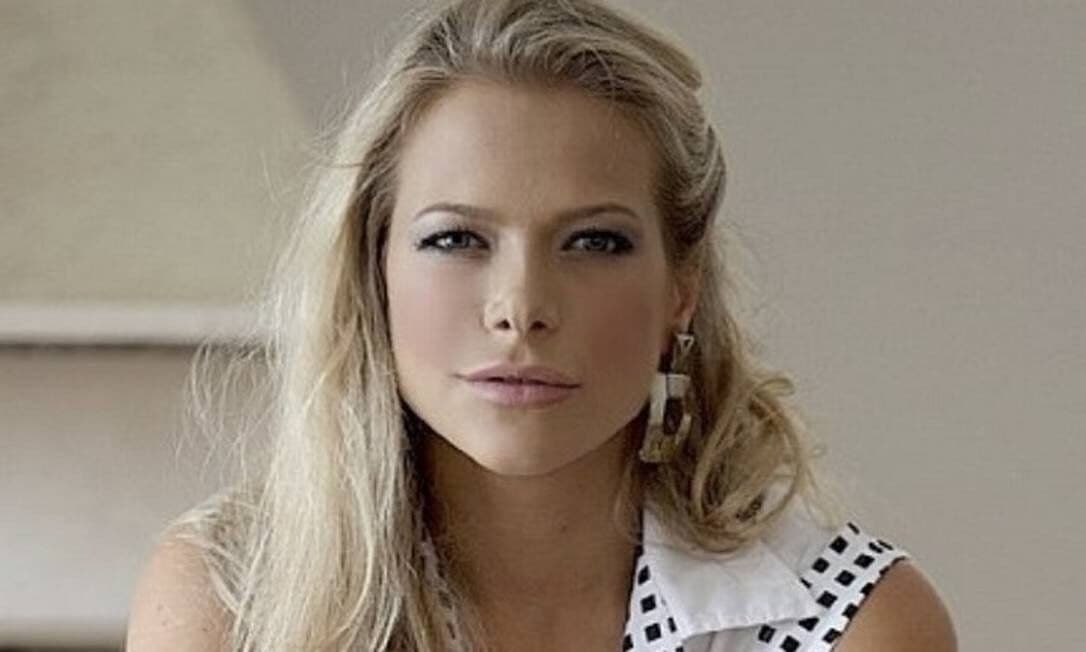 Justiça suspende expulsão de filho de ex-apresentadora de TV por escola em São Paulo