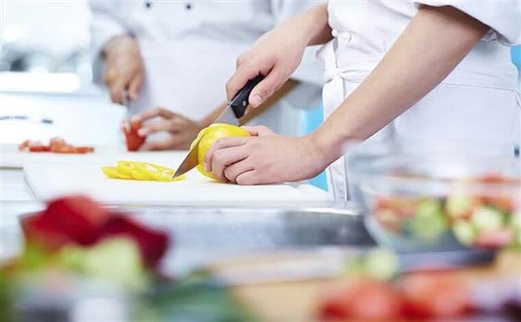 Prefeitura de João Pessoa divulga lista de selecionados para curso de auxiliar de cozinha