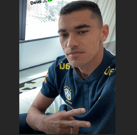 Goleiro paraibano se apresenta à Seleção e concede entrevista coletiva