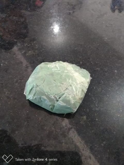 Polícia prende mãe que usou criança de 10 anos para entrar com drogas em presídio