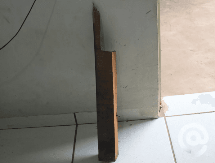 Grupo agride jovem com pedaços de madeira durante assalto em João Pessoa