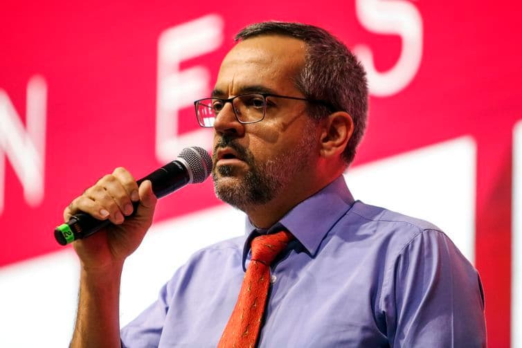 MEC vai liberar mais R$ 43 milhões para 96 obras em universidades