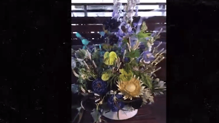 Snoop Dogg ganha buquê com 48 baseados para comemorar aniversário de 48 anos