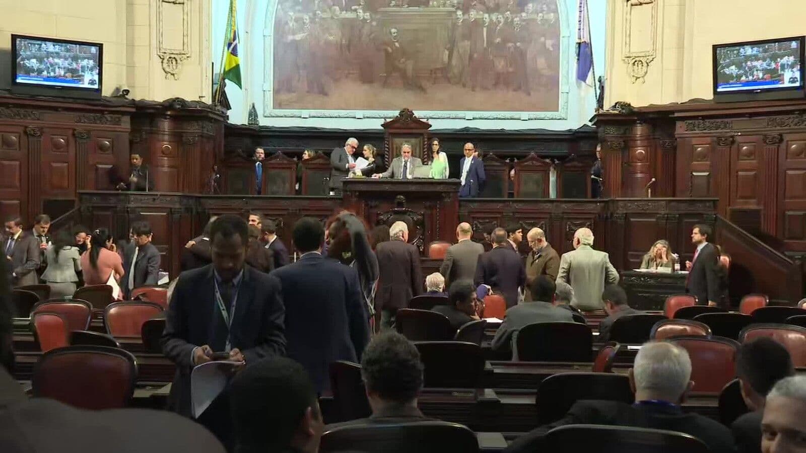 Em 30 anos, todos os governadores eleitos do Rio de Janeiro caíram; entenda