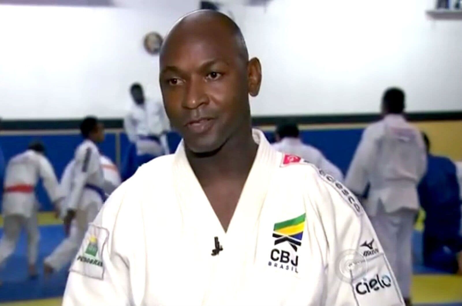 Ex-judoca olímpico, Mario Sabino morre após desentendimento com colega da PM