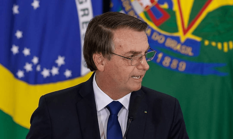 Gostaria que eu não precisasse fazer isso, diz Bolsonaro sobre liberar FGTS