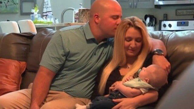 Concurso cultural em rádio dá bebê como prêmio