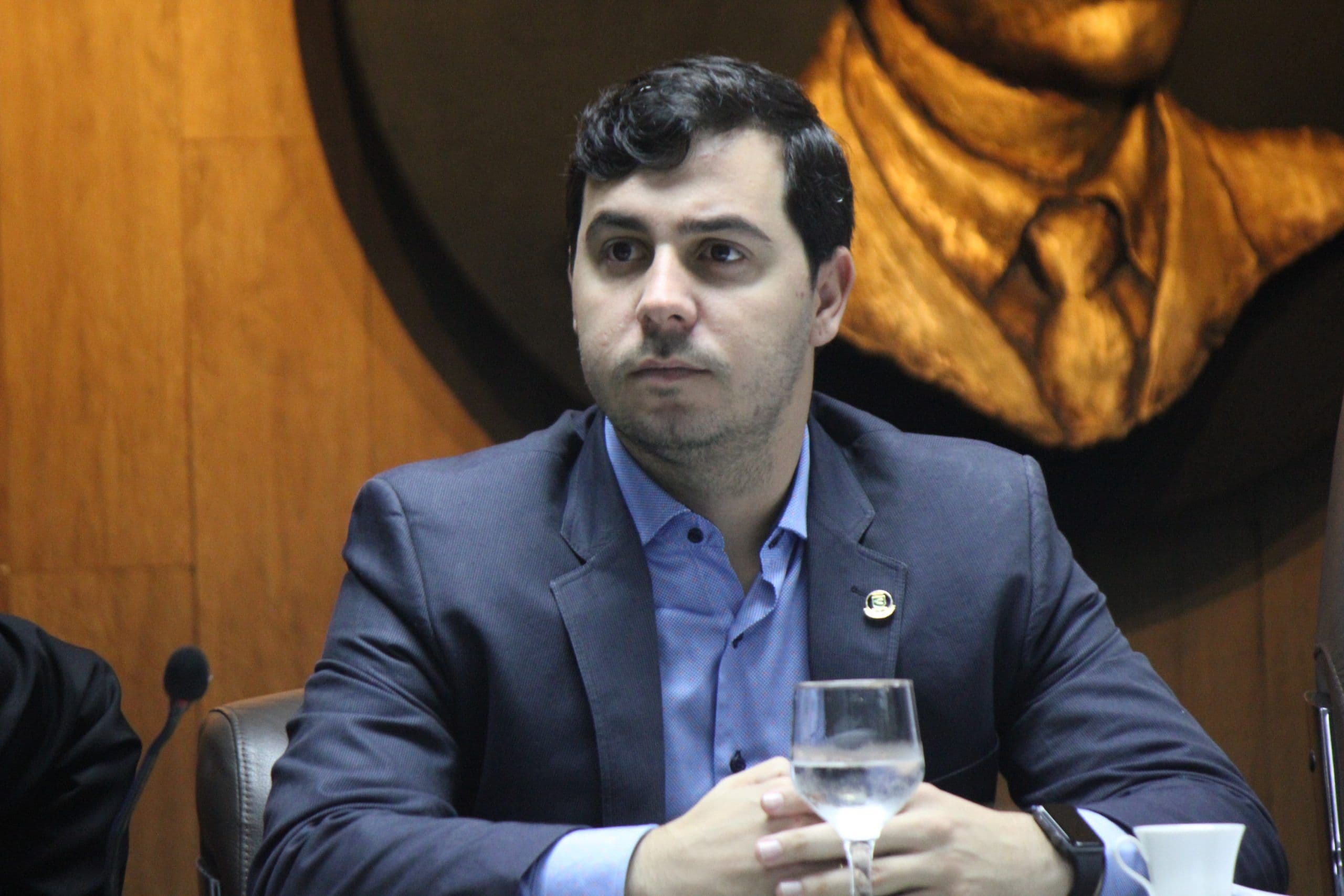 Preso, Renan Maracajá tira licença de 15 dias na Câmara de Campina Grande