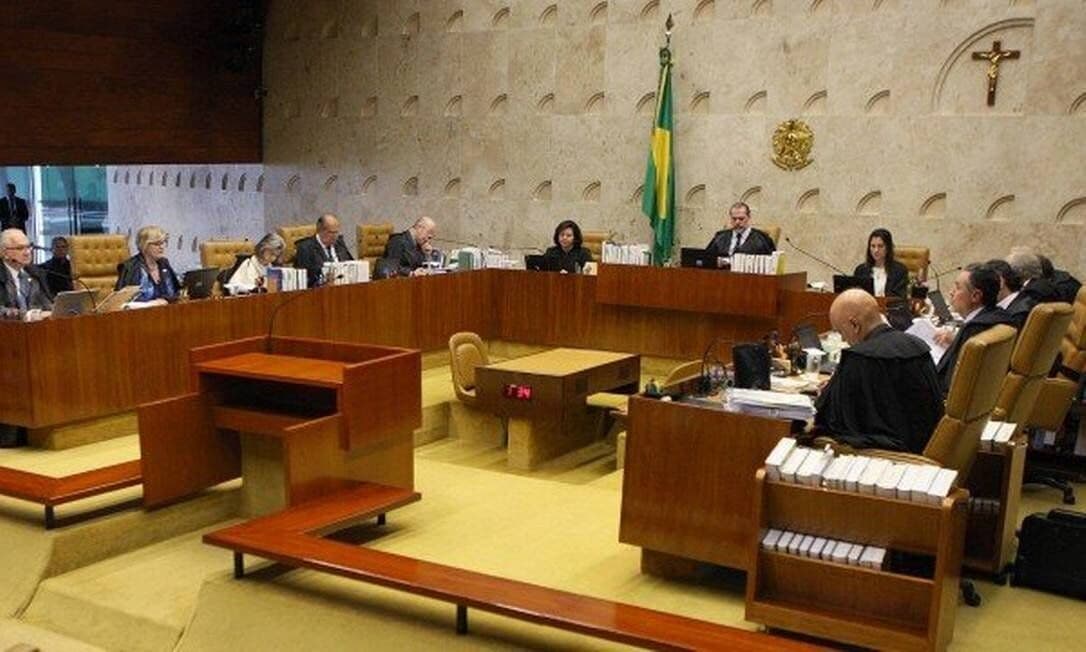 STF deve decidir hoje se servidor pode ter redução de salário e de carga horária