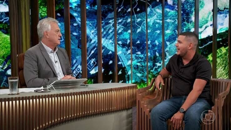 Pernambucano afirma que precisou contratar escolta e até alugar fuzil para bater o recorde de viagens