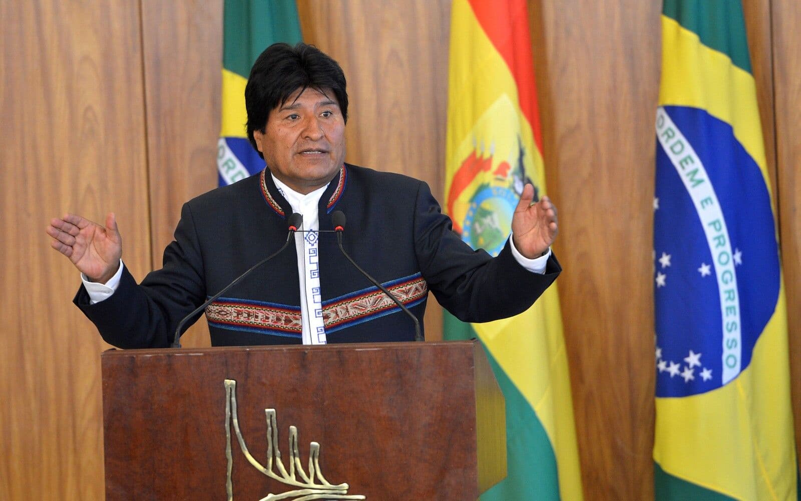 Evo Morales renuncia à presidência da Bolívia