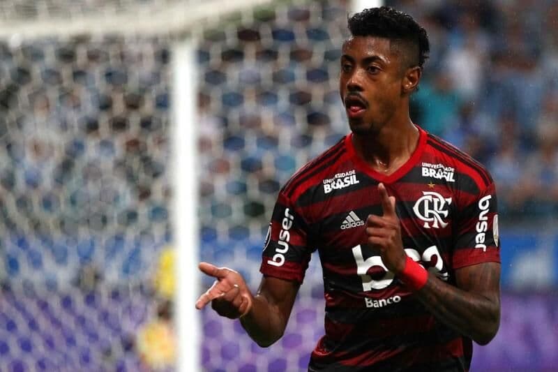 Bruno Henrique, do Flamengo, é flagrado em antidoping no jogo contra o Vasco