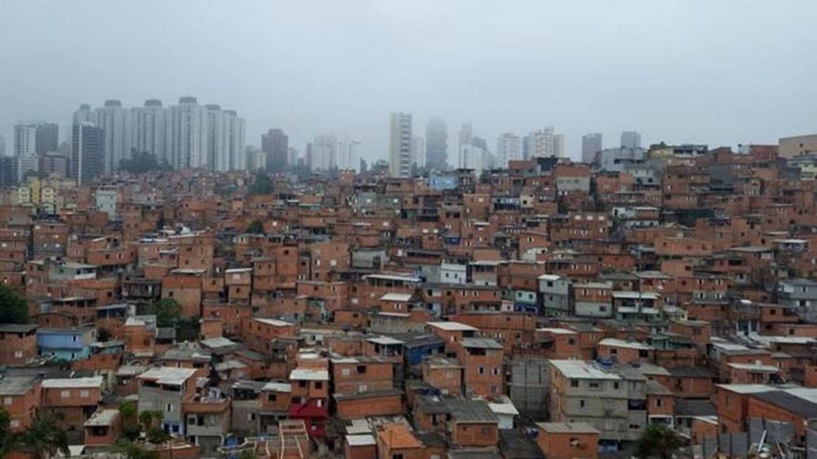 Nove pessoas morrem pisoteadas durante baile funk