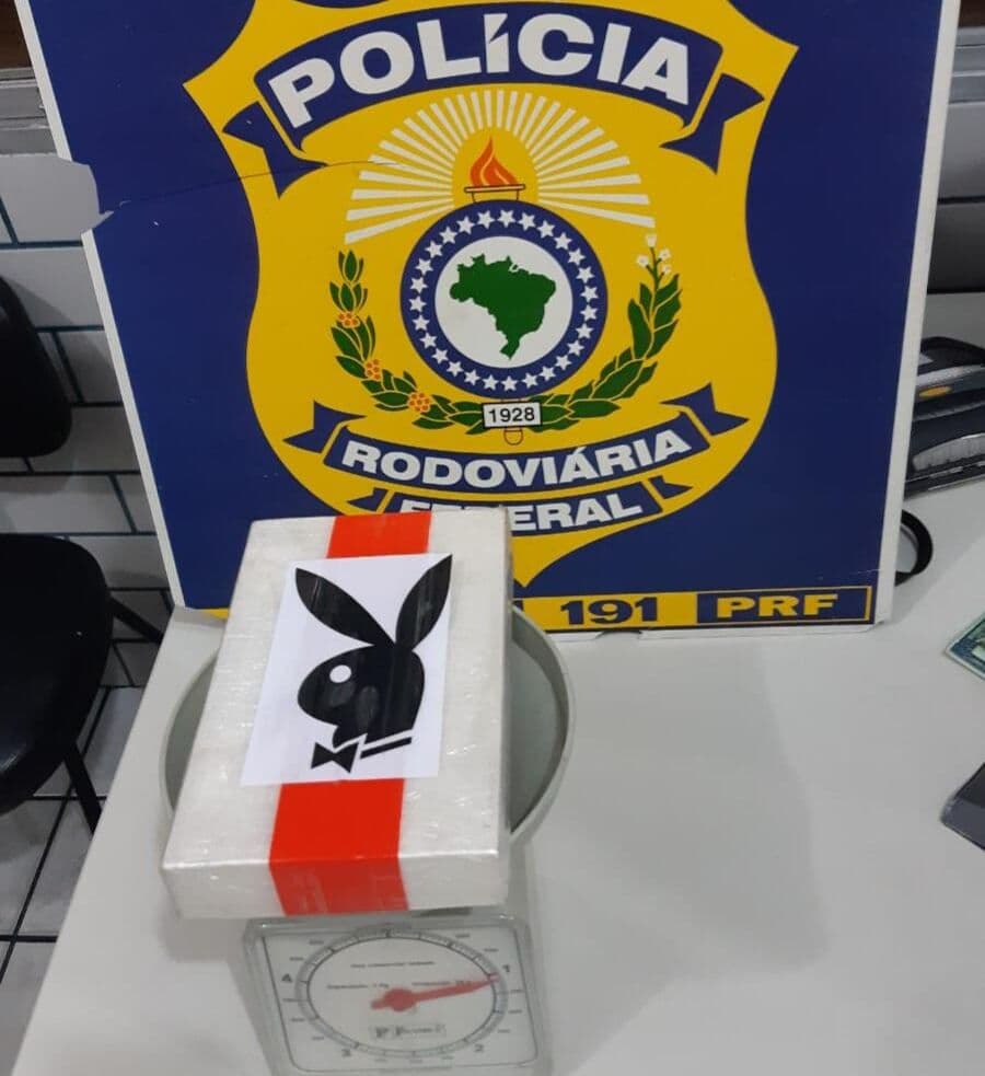 PRF prende suspeito de tráfico de drogas na BR-101 na Paraíba