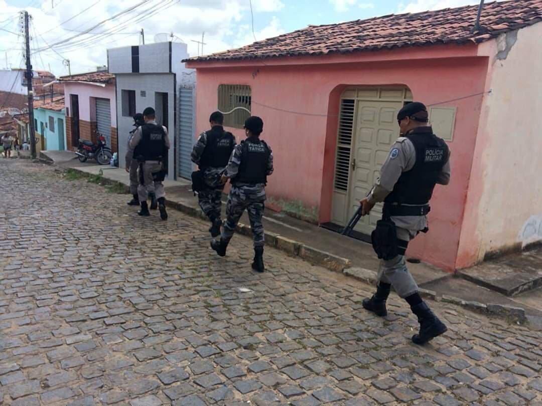 Padrasto é preso suspeito de estuprar duas enteadas na Paraíba