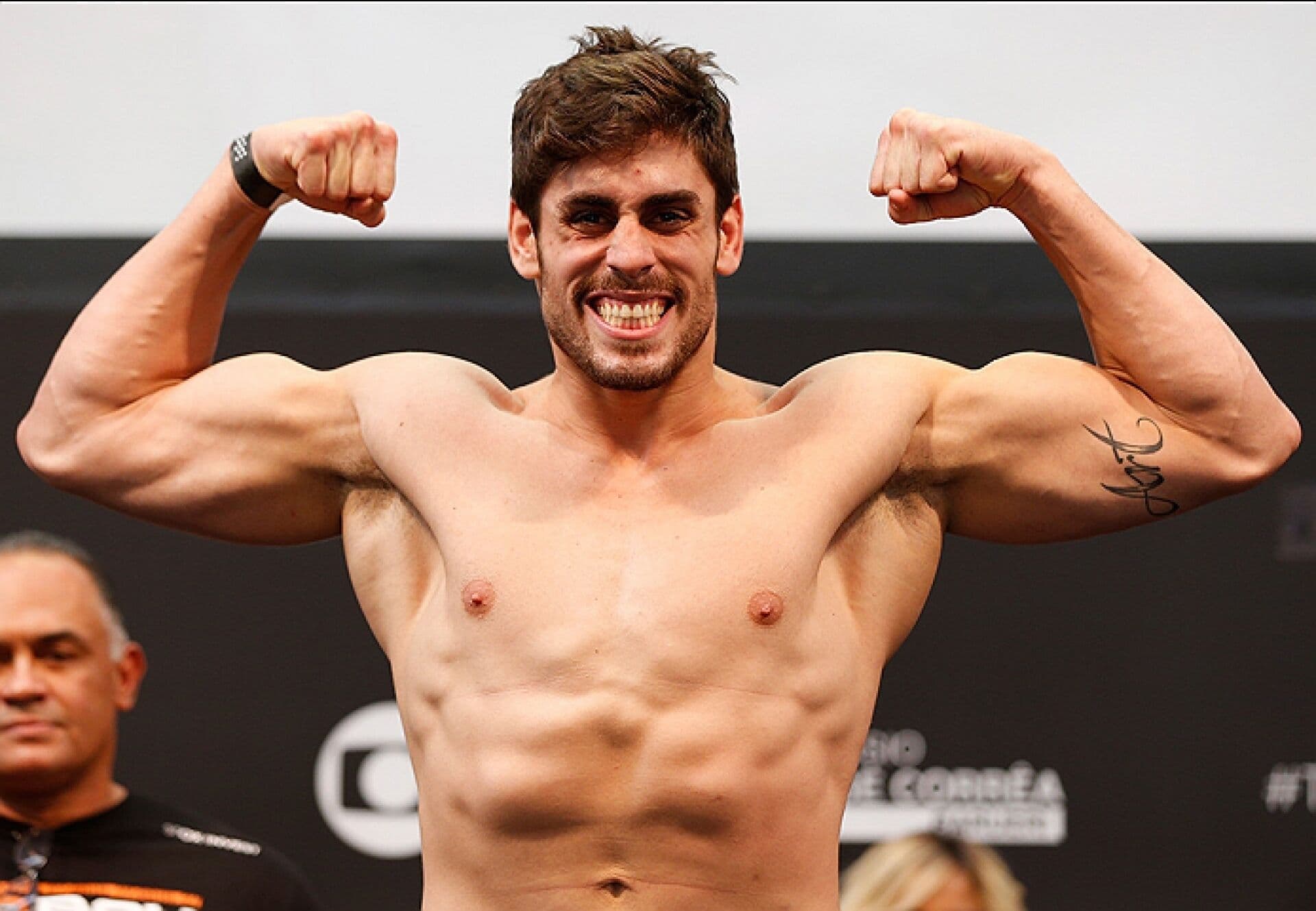 Paraibano Cara de Sapato se lesiona e desfalca luta contra russo no UFC Brasília