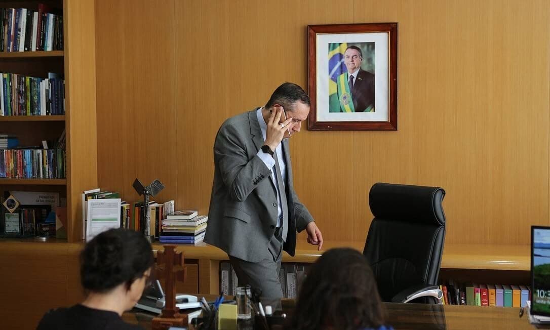 Em vídeo, Alvim cita Goebbels e provoca onda de repúdio nas redes sociais