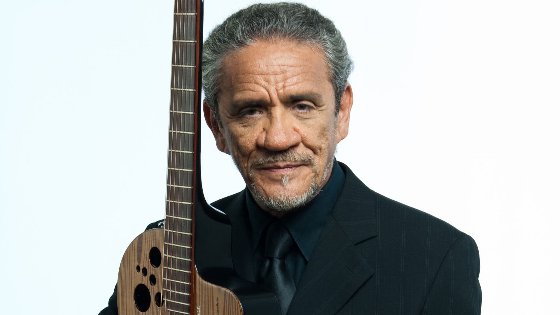 Zé Ramalho faz show nesta quinta em João Pessoa