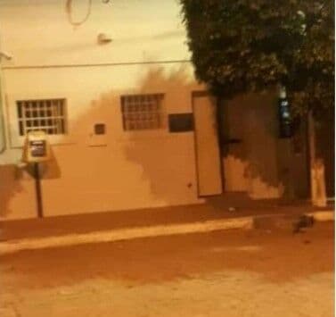 Bandidos explodem cofre da agência dos Correios na Paraíba