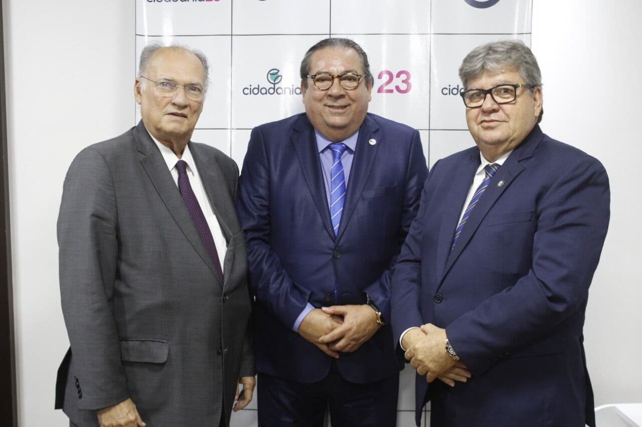 Após quase dois meses sem partido, João Azevêdo decide se filiar ao Cidadania