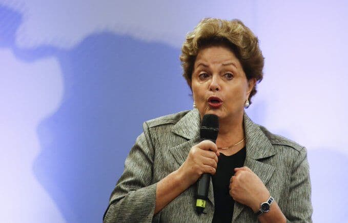 "Temos que nos aproximar de quem votou em Bolsonaro", diz Dilma