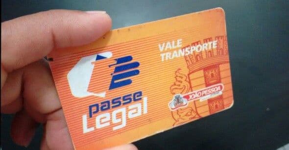 Cartaxo tem até esta sexta para explicar aumento da passagem de ônibus na capital