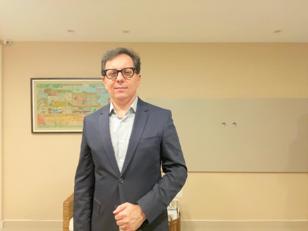 Sistema Arapuan anuncia a volta de Ruy Dantas ao rádio e a TV