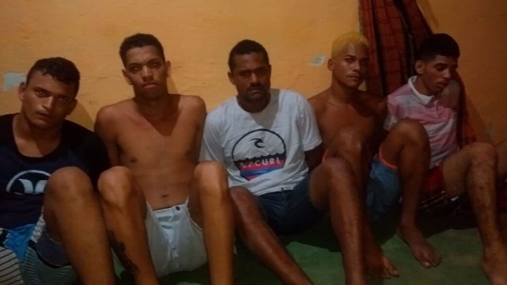Polícia prende grupo suspeito de aterrorizar moradores por disputa de área de tráfico em João Pessoa