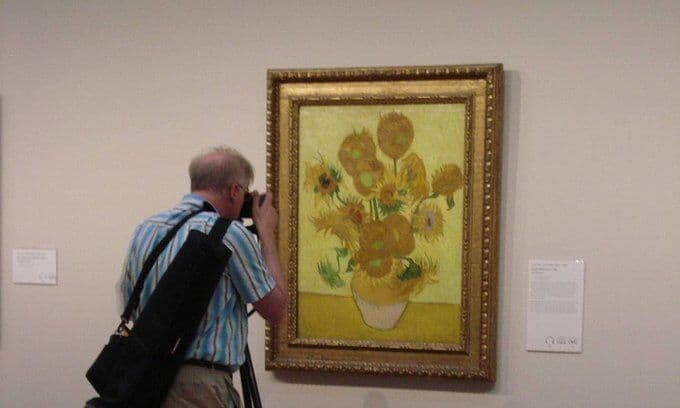 Quadro 'Girassóis' de Van Gogh fica em quarentena devido coronavírus em Tóquio