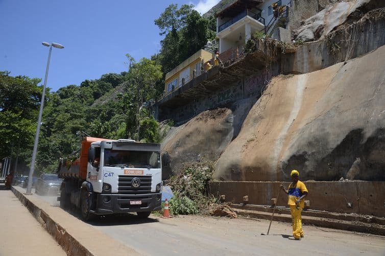 Avenida Niemeyer é reaberta após nove meses de interdição