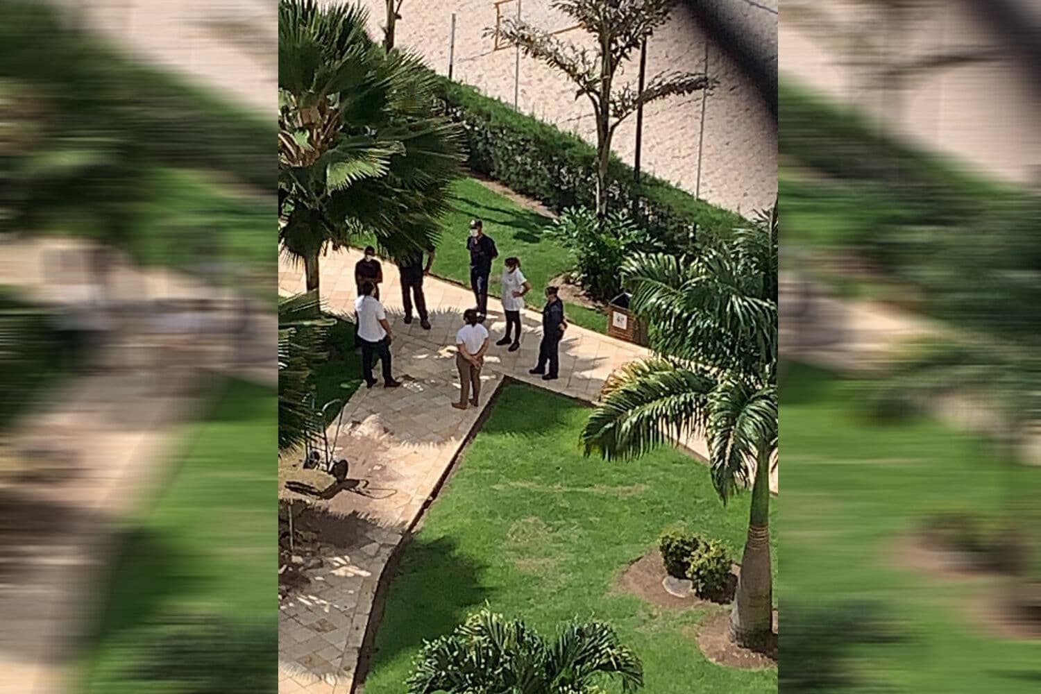 Funcionários de condomínio em João Pessoa são homenageados com aplauso coletivo dos moradores
