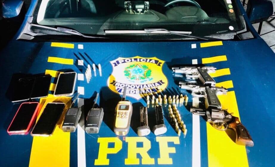 Grupo é preso suspeito de roubar cargas de leite em pó avaliadas em R$ 1 milhão e fazer motoristas reféns na Paraíba