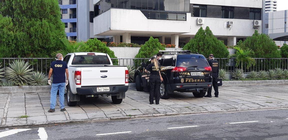 Servidores de Cruz do Espírito Santo eram obrigados a tirar empréstimos e repassar valores a prefeito e correspondente bancário; desvios chegam a R$ 386 mil