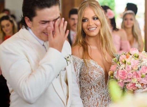 Igreja Anglicana realiza primeiro casamento gay no Brasil