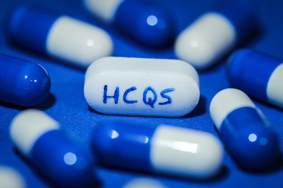 Hidroxicloroquina não reduz mortes ou intubação, mostra estudo