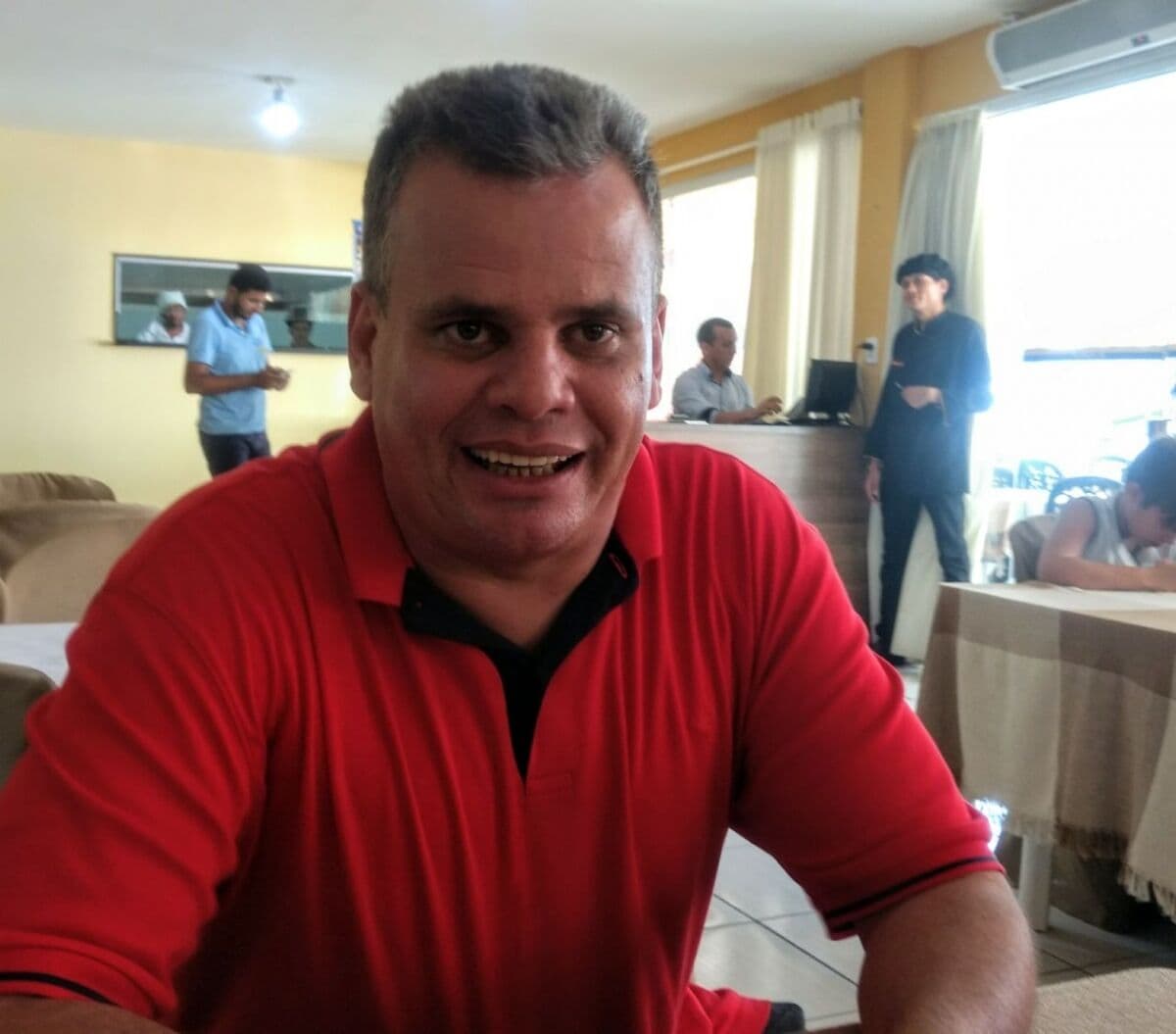 Emerson Machado revela resultado positivo em teste de Covid-19: 'eu tive o novo coronavírus e já não tenho mais'