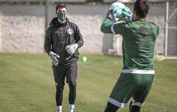 Após reabrir shoppings e igrejas, Paraná libera treinos de jogadores de futebol