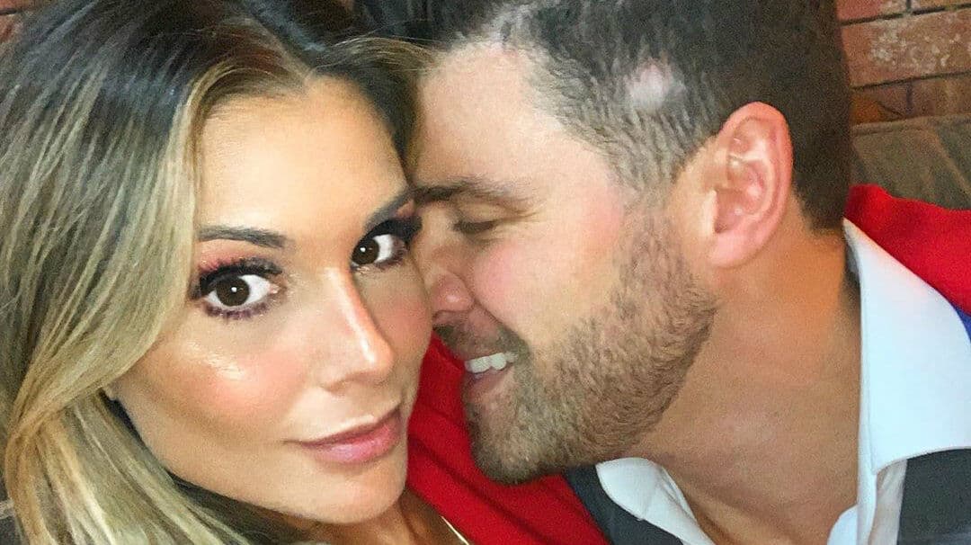 Flávia Viana diz que Bruno, da dupla com Marrone, se desculpou após constrangê-la em live