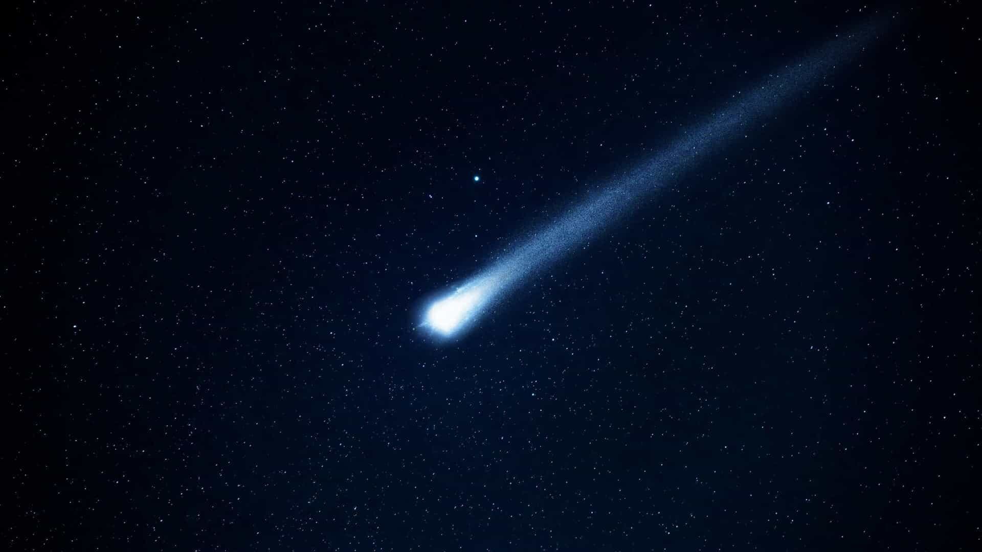 Cometa iluminará céu no 'Dia de São Valentim' após 1371 anos