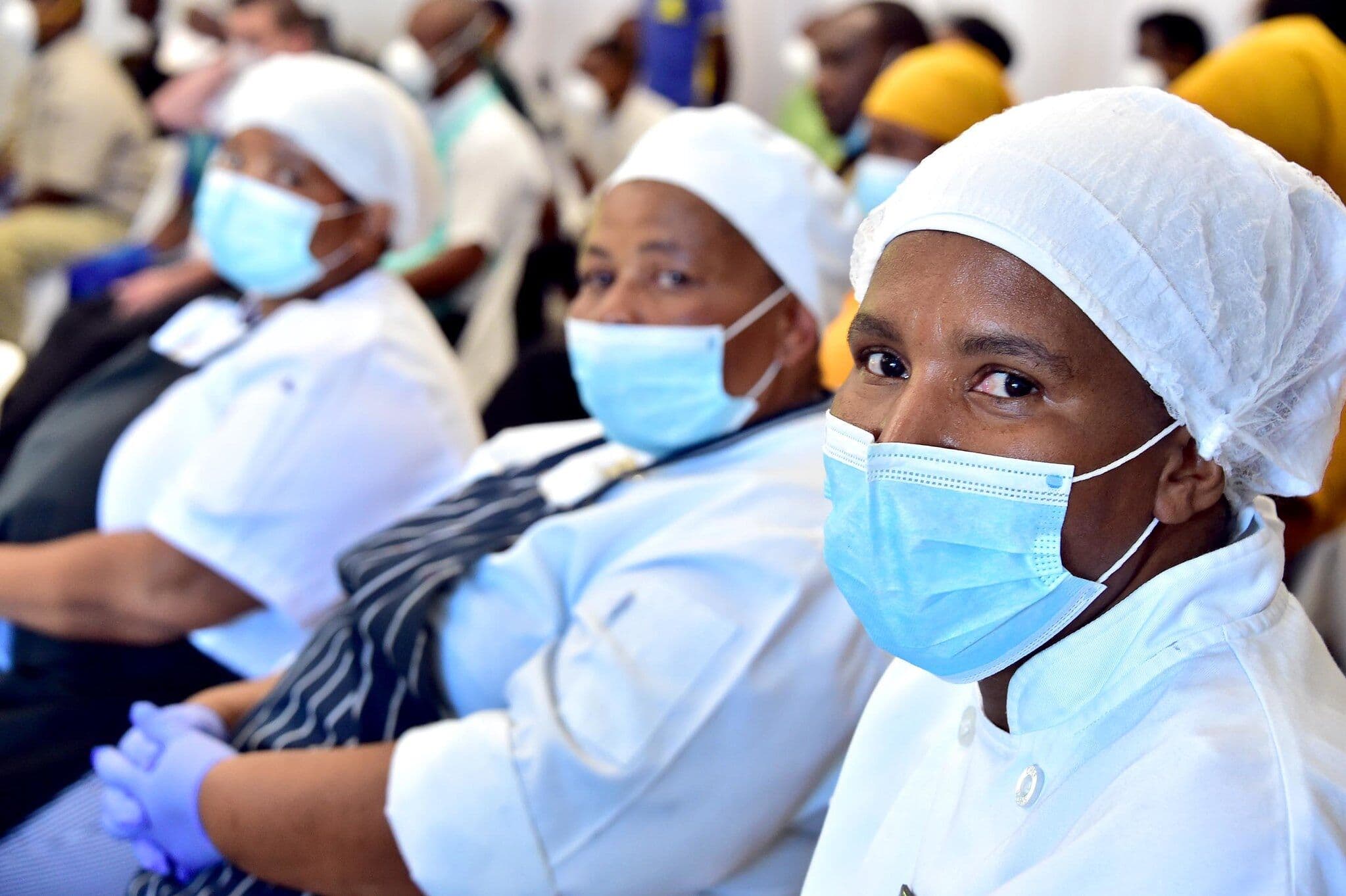 Pandemia acirra disputa de China e EUA por influência na África