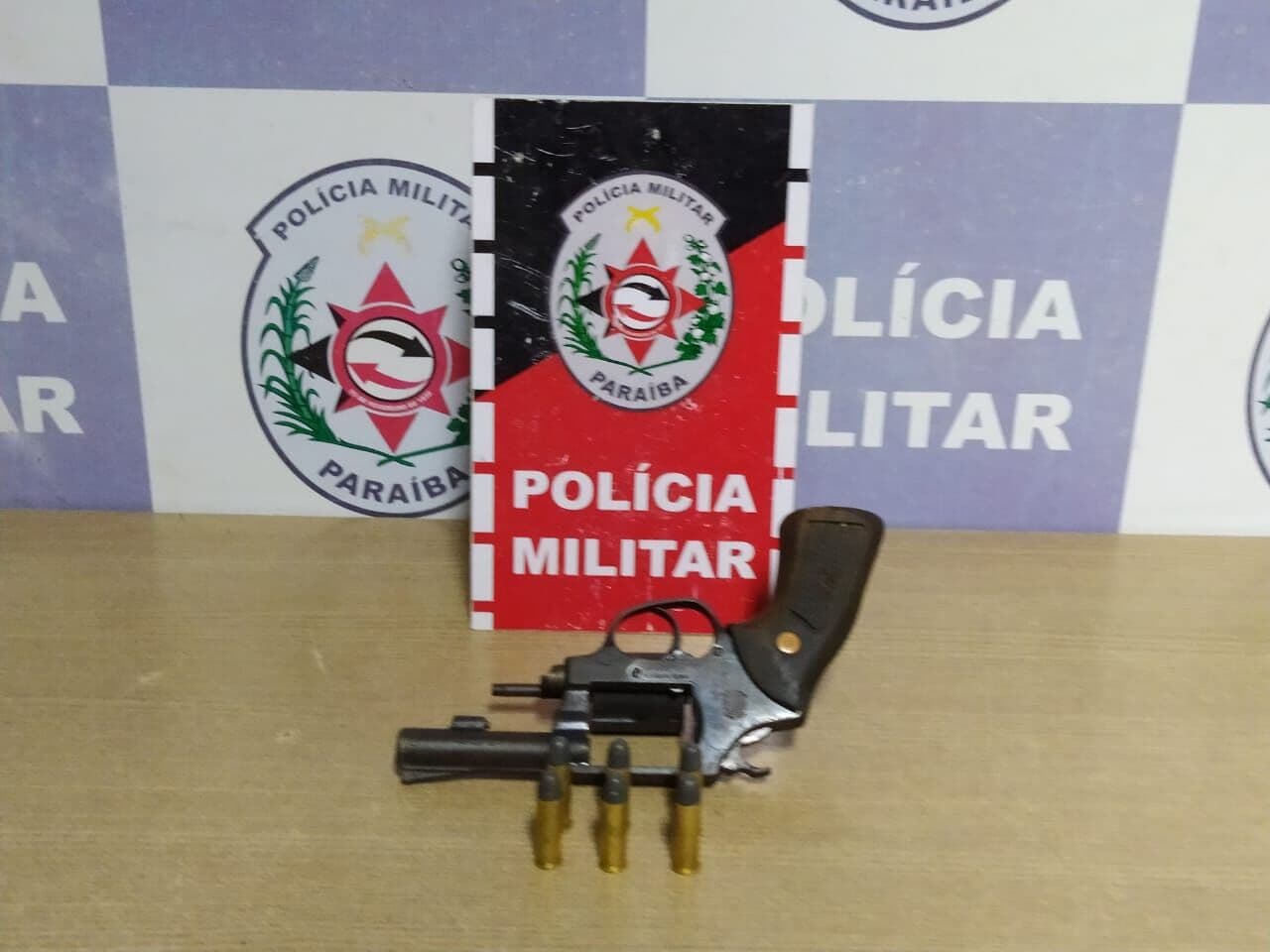 Homem é preso por porte ilegal de arma de fogo em João Pessoa