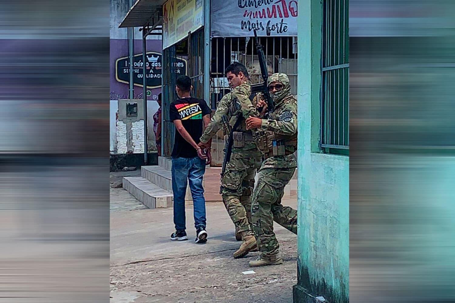 Dois homens que tentavam assaltar agência dos Correios morrem em confronto com a polícia no Conde