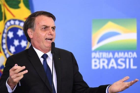 Bolsonaro diz que ficou com pecha de genocida por defender a cloroquina