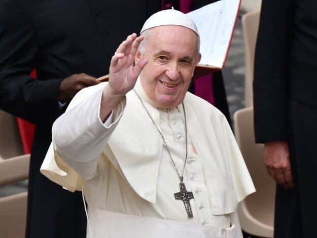 Papa Francisco: 'Prazer sexual serve para embelezar o amor'